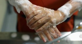 Igiena mâinilor personalului medical care îngrijește persoanele suspecte sau pozitive cu noul coronavirus (2019-nCoV)