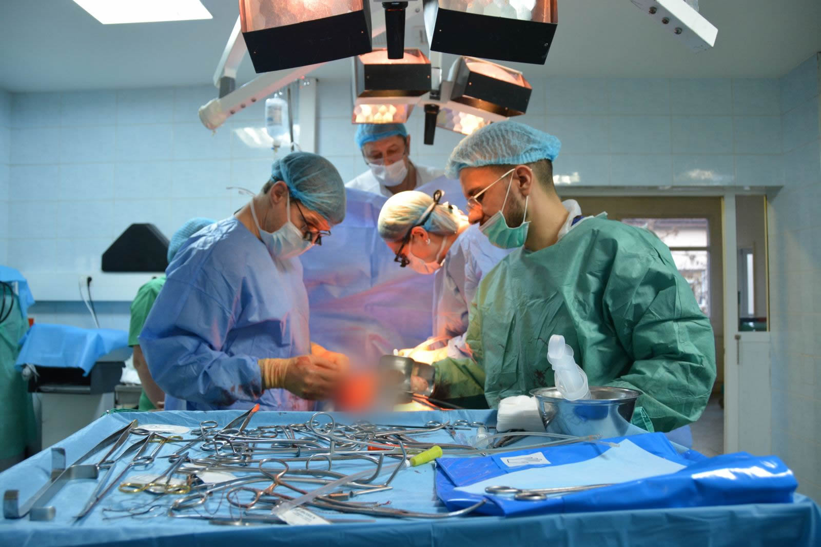 Prelevare de organe de la un pacient de 45 de aniLa cumpăna dintre ani, o nouă premieră medicală