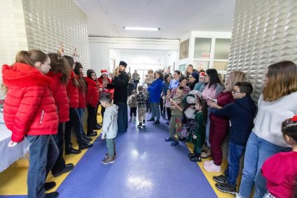 Momente de bucurie pentru copiii internați în secțiile SJU Buzău
