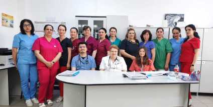 Doi medici tineri aproape de inimile buzoienilor